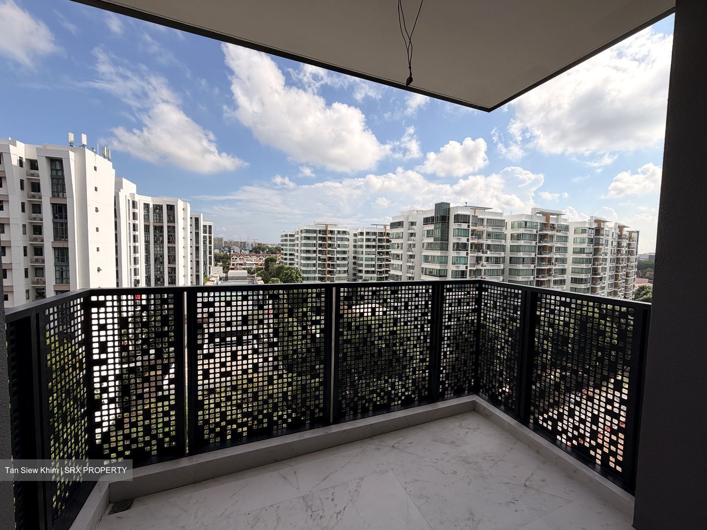 Sceneca Residence (D16), Apartment #561149411